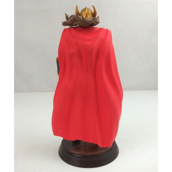 Hasbro Marvel Legends Series Love and Thunder Thor 7.25" Action Figure - Picture 3 of 6